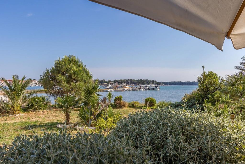 Apartments Villa Ana Medolino Esterno foto