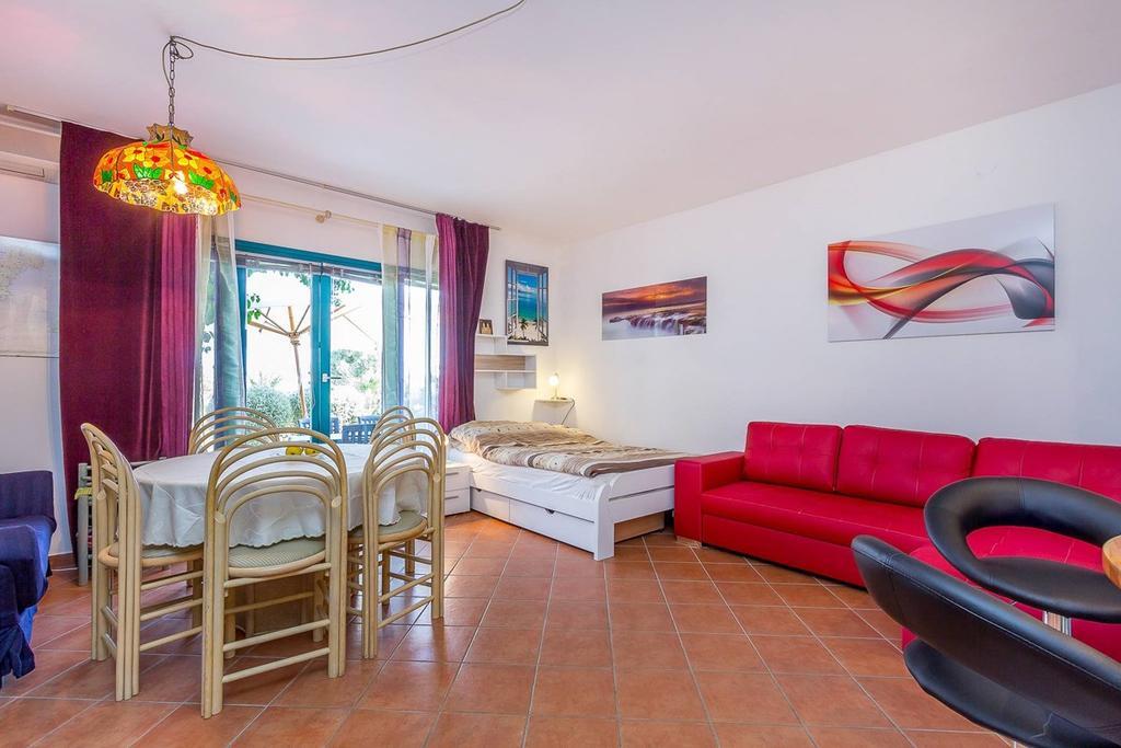 Apartments Villa Ana Medolino Esterno foto
